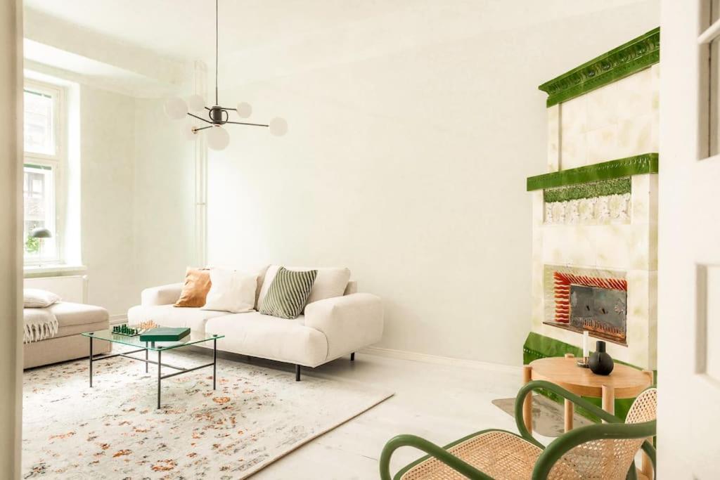 Downtown Light-Filled Retreat Apartamento Helsínquia Exterior foto